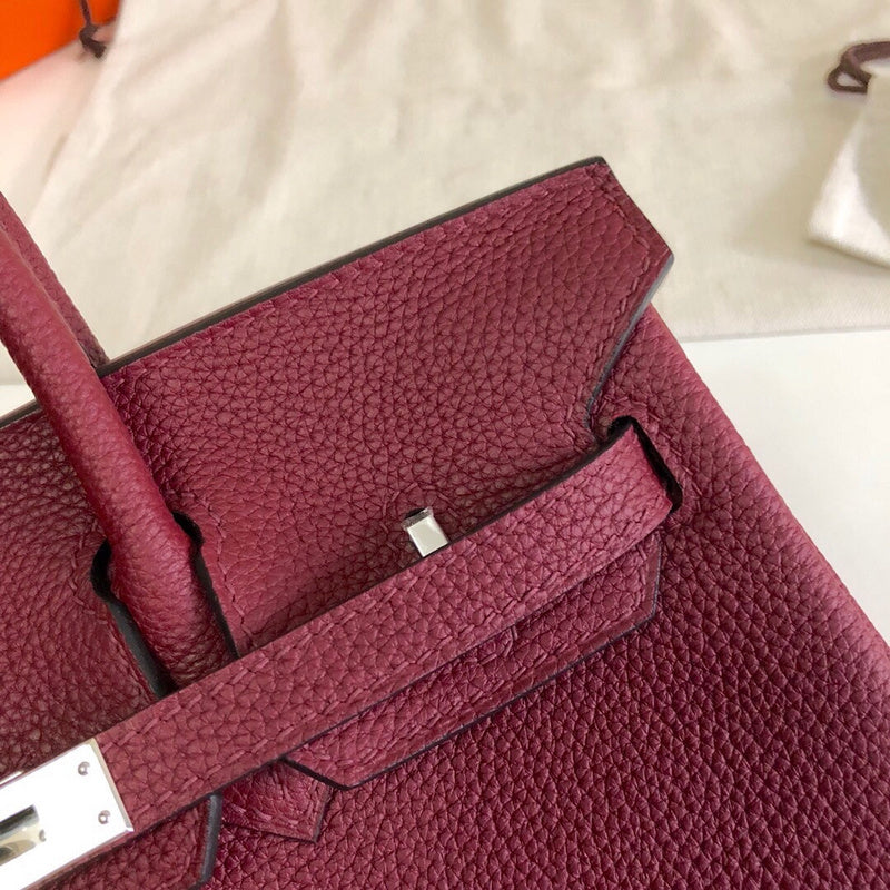 new-luxury-designer-bags-nm23774