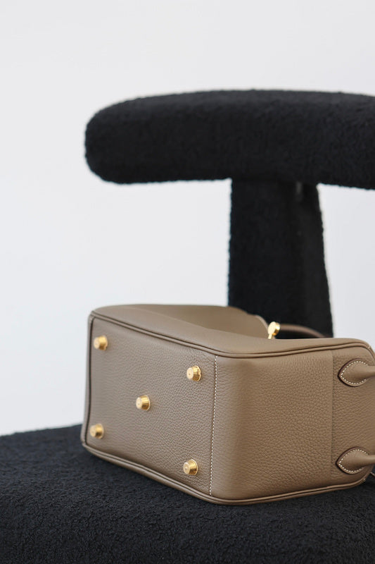 new-luxury-designer-bags-nm23884