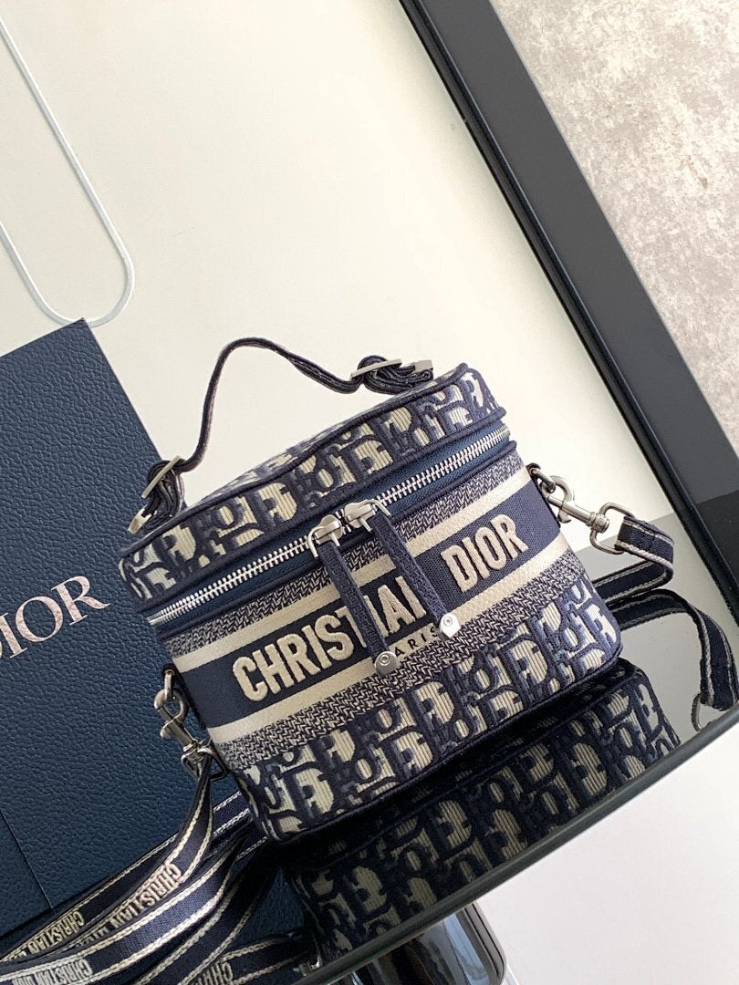 Ezyycart Bags - DESIGNER BAGS FOR WOMEN - AFFORDABLE LUXURY BAGS - 18887