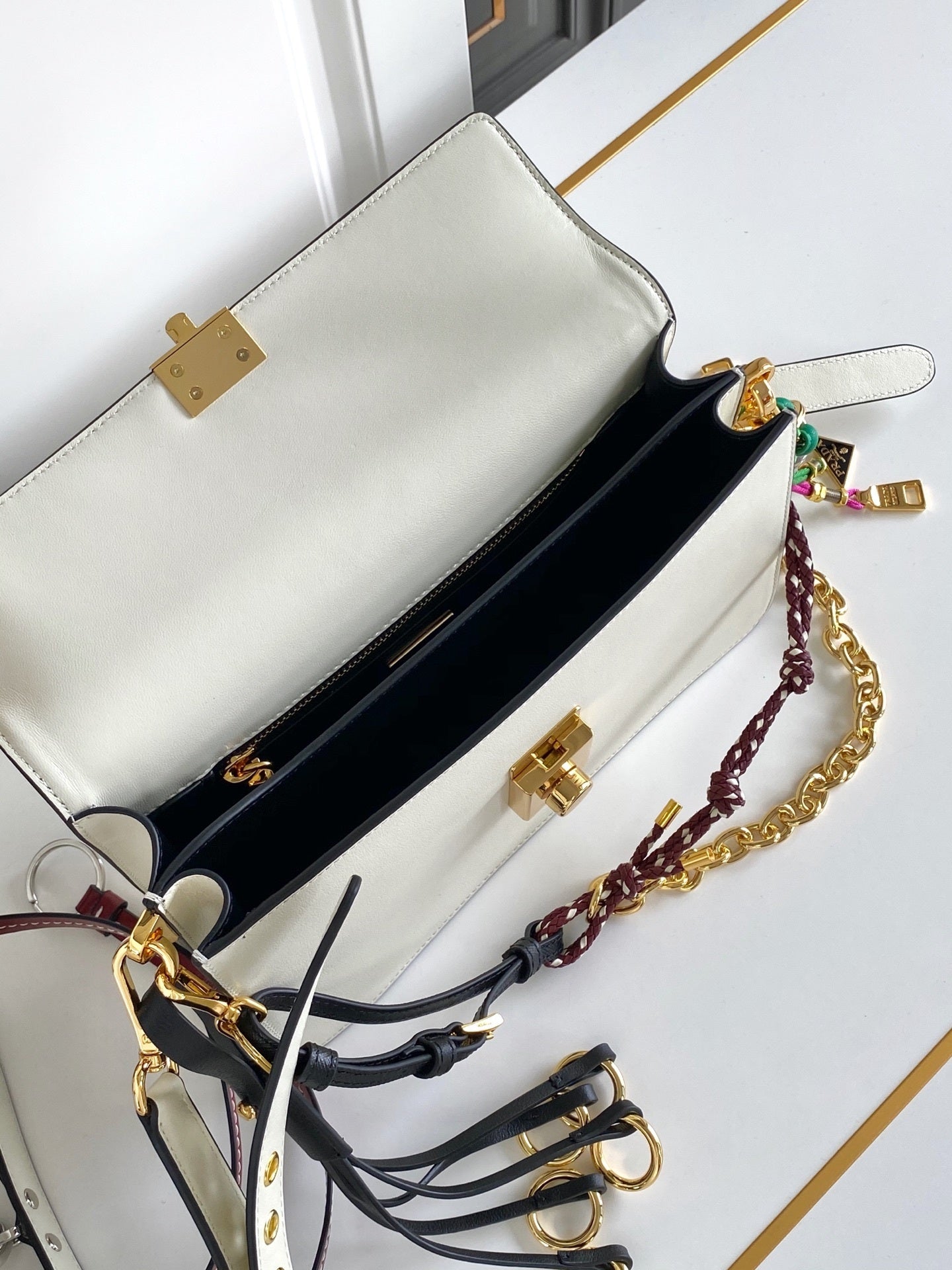 Ezyycart Bags - Premium Luxury Goods and Accessories - AFFORDABLE LUXURY BAGS - 14325