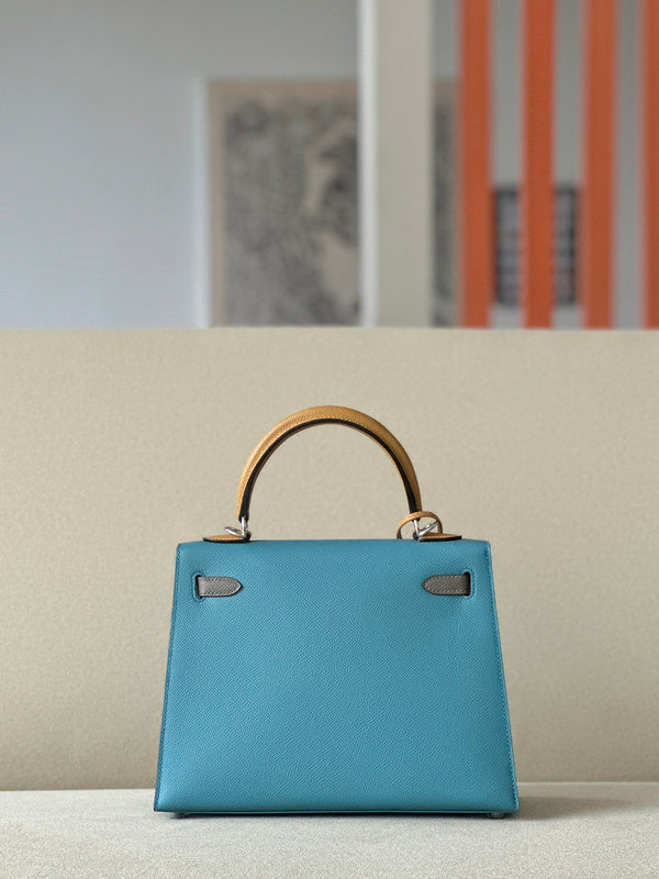 new-luxury-designer-bags-nm23990