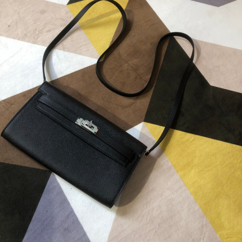 new-luxury-designer-bags-nm23562
