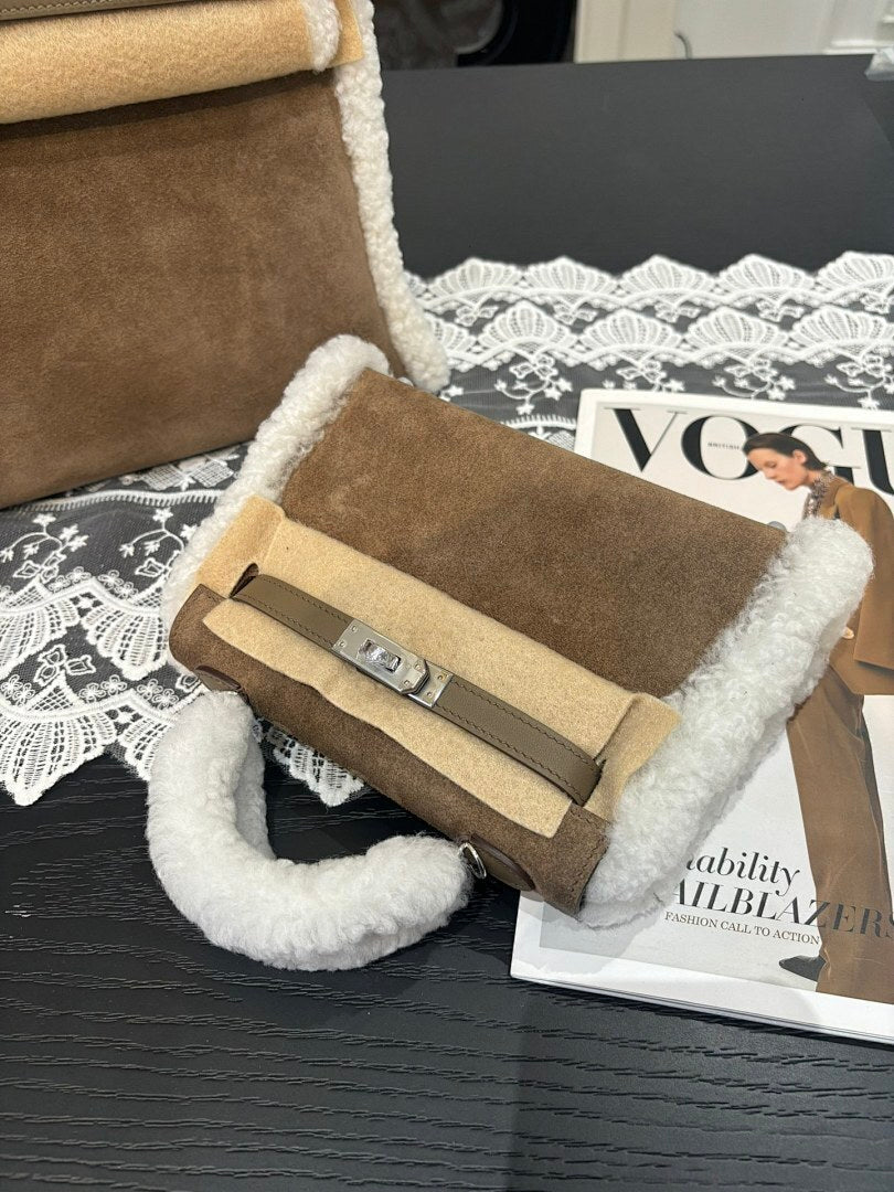 Anum Bags - High-Quality Designer Products for You - AFFORDABLE LUXURY BAGS - 20562