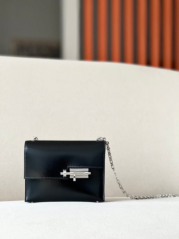 new-luxury-designer-bags-nm23808
