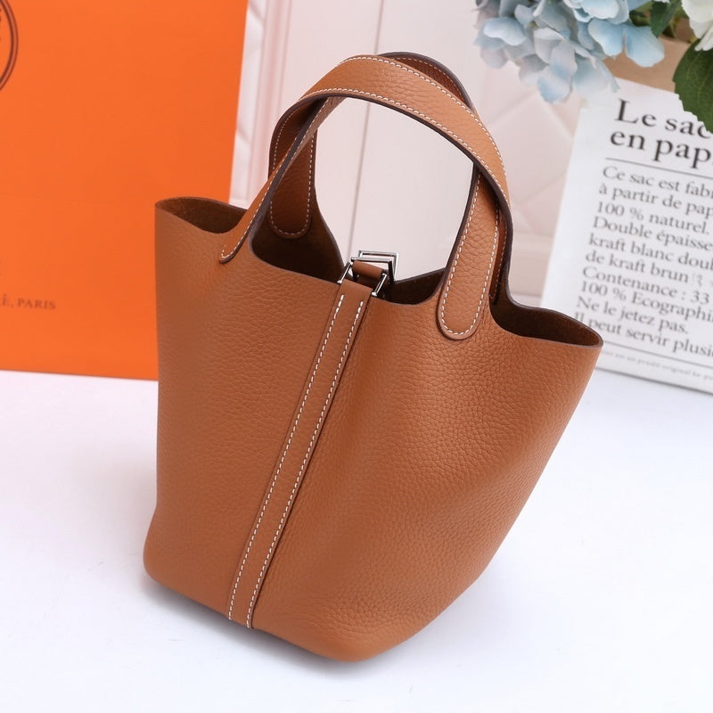 new-luxury-designer-bags-nm23485