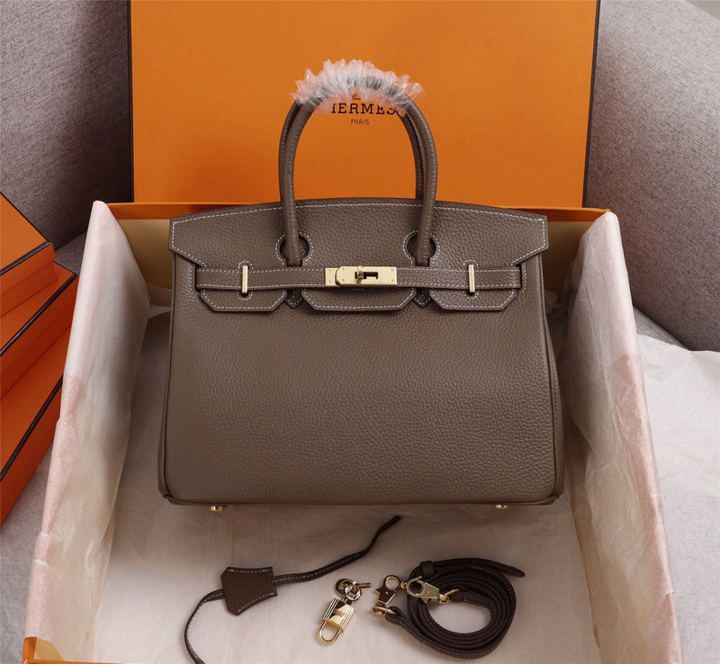 new-luxury-designer-bags-nm23601
