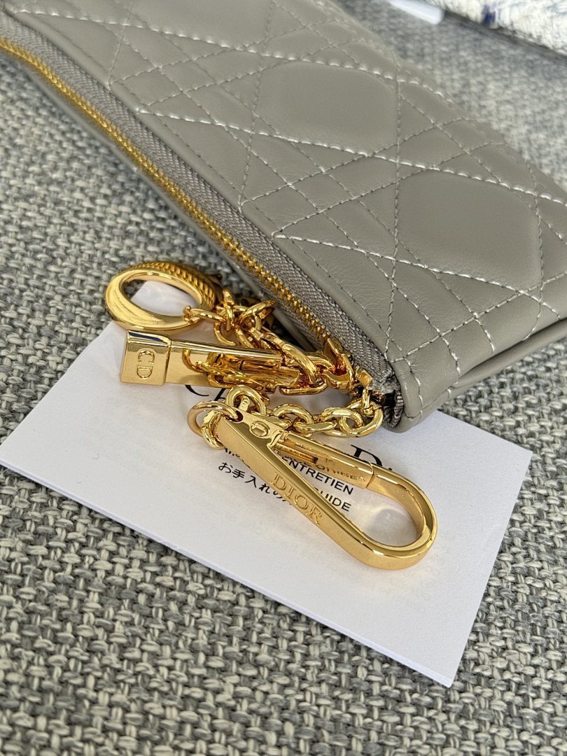 Ezyycart Bags - Best High-End Brands in One Place - AFFORDABLE LUXURY BAGS - 19032
