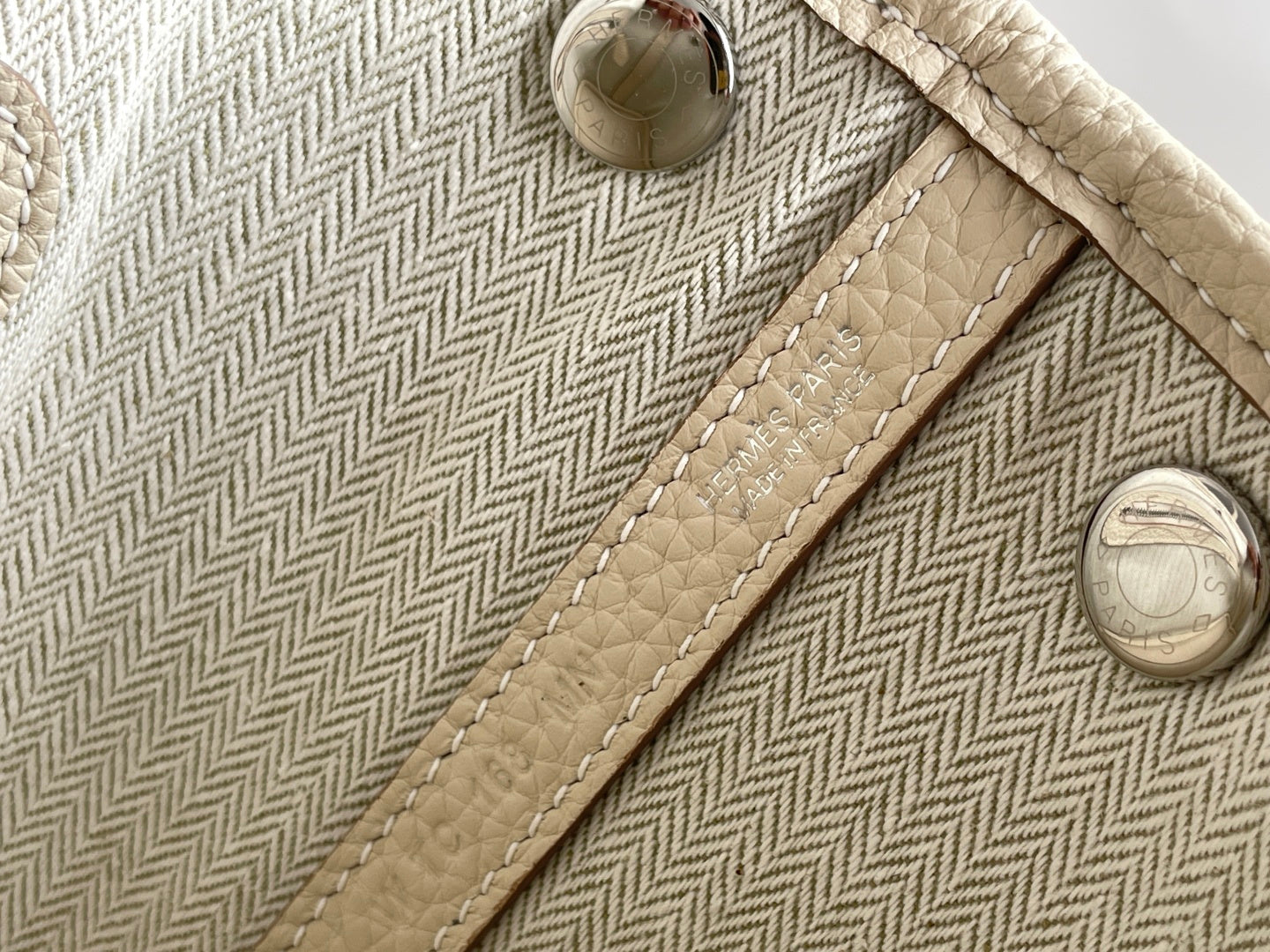 new-designer-premium-bags-nm22924
