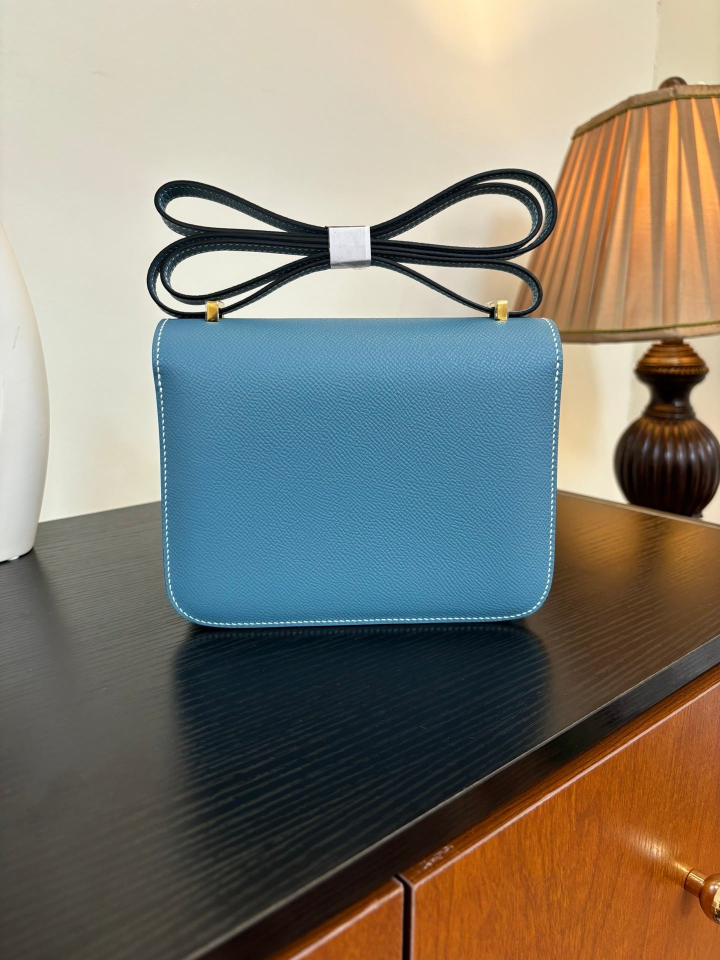 new-luxury-designer-bags-nm22920