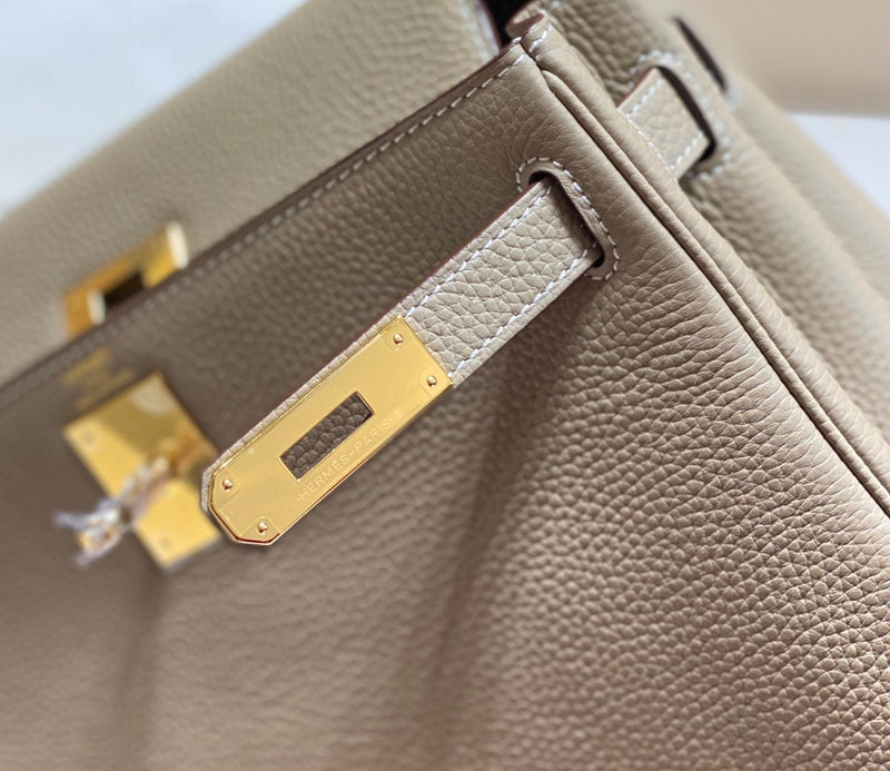 new-luxury-designer-bags-nm23450