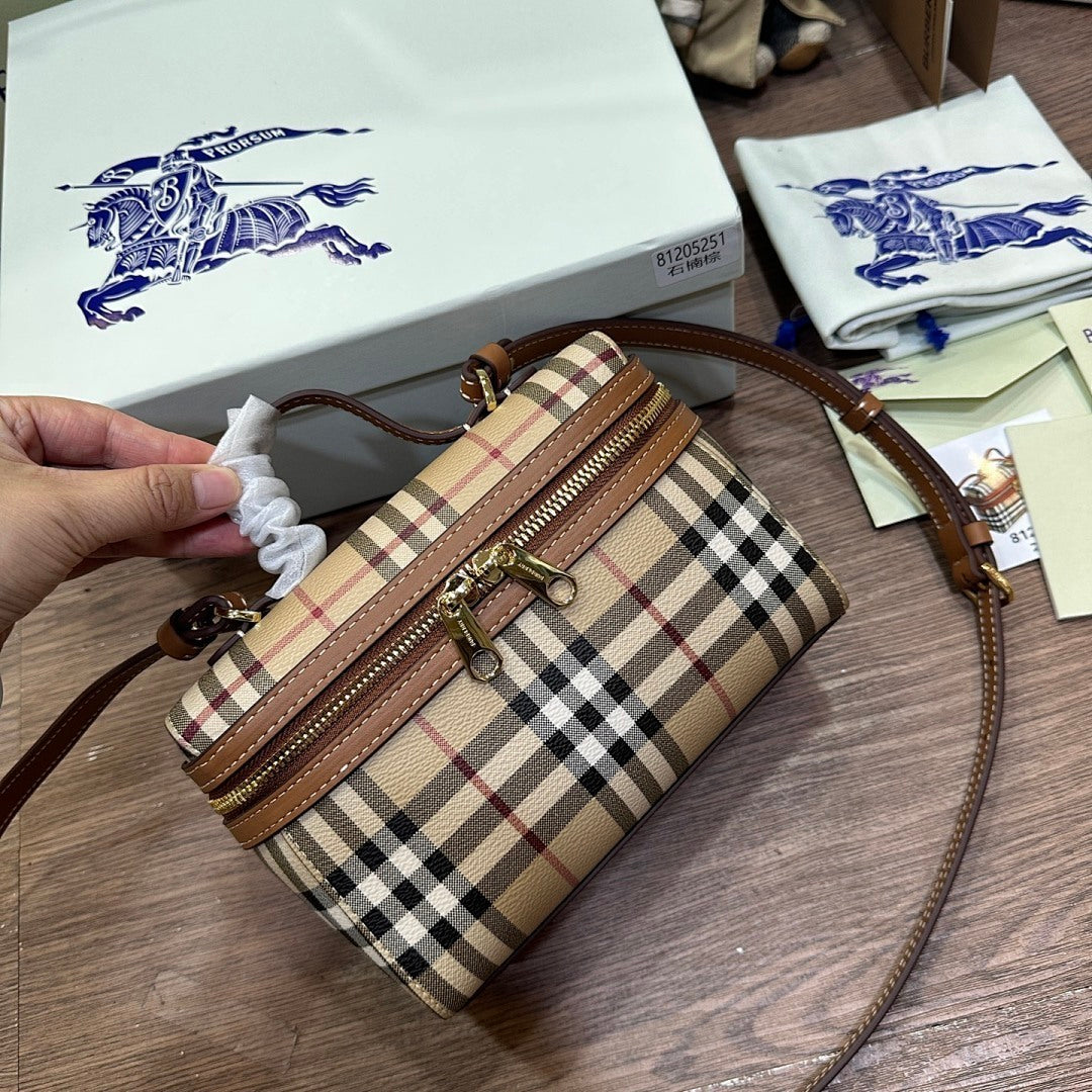 Ezyycart Bags - DESIGNER BAGS FOR WOMEN - AFFORDABLE LUXURY BAGS - 17163