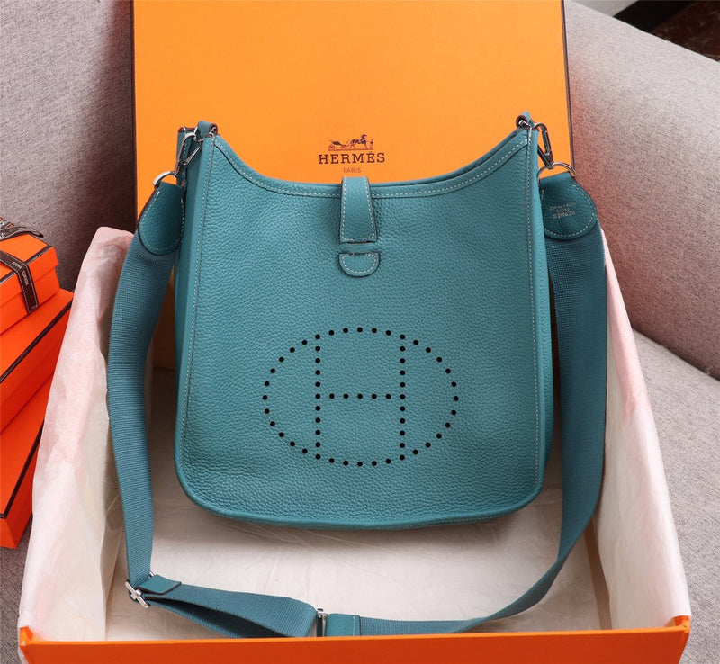 new-luxury-designer-bags-nm23713