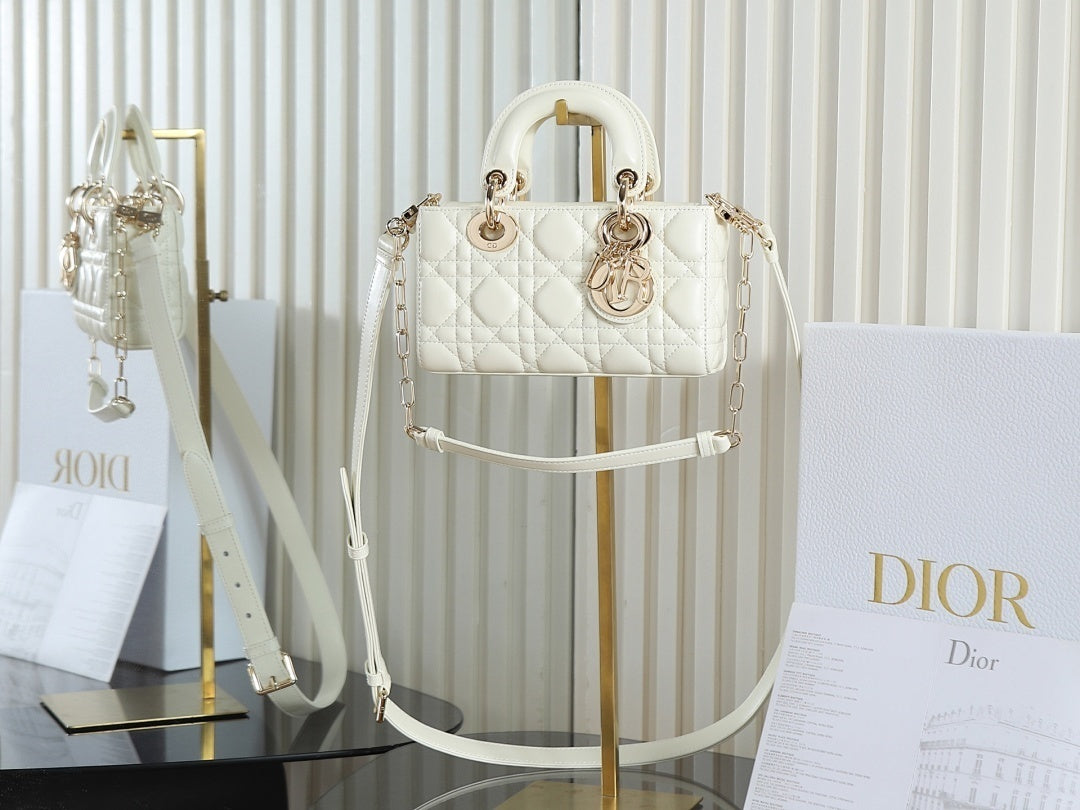 Ezyycart Bags - Best High-End Brands in One Place - AFFORDABLE LUXURY BAGS - 19056