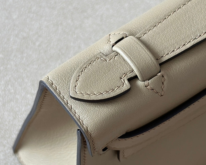 new-luxury-designer-bags-nm23922