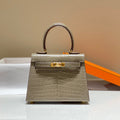 new-luxury-designer-bags-nm23724