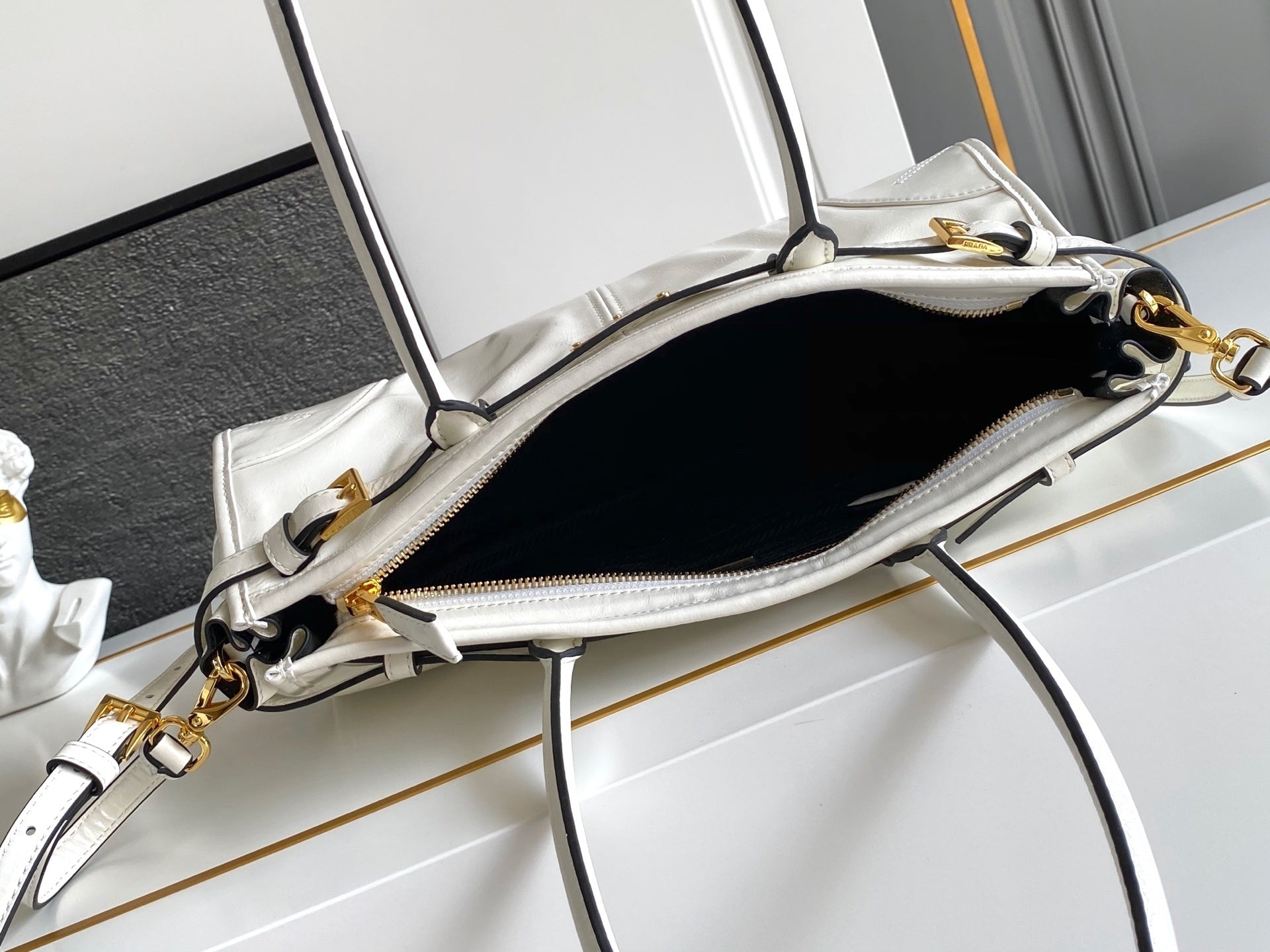 Ezyycart Bags - Premium Luxury Goods and Accessories - AFFORDABLE LUXURY BAGS - 14145