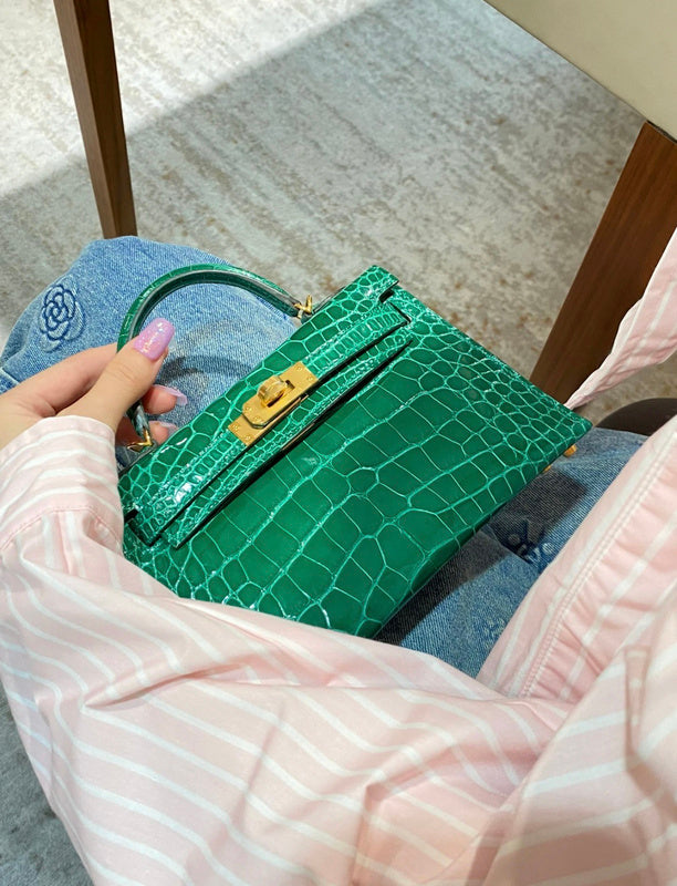 new-luxury-designer-bags-nm23859