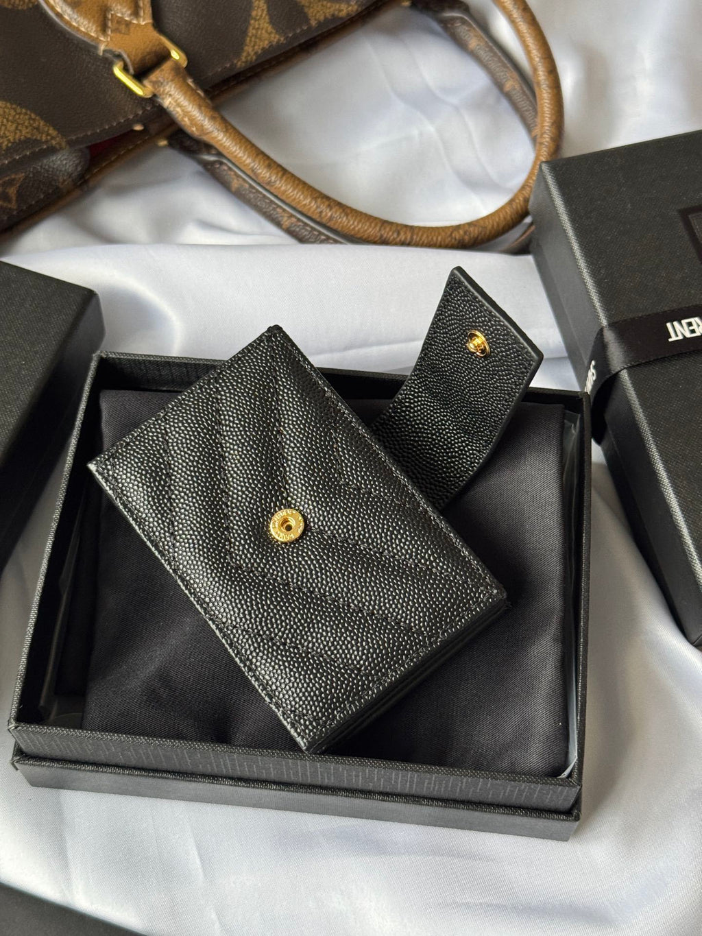 Ezyycart Bags - Best High-End Brands in One Place - AFFORDABLE LUXURY BAGS - 15536