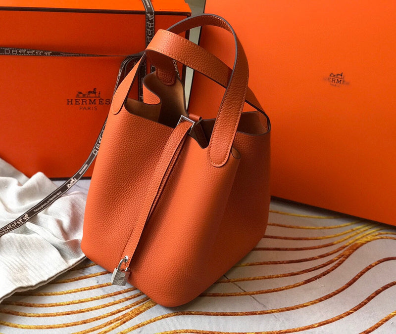 new-luxury-designer-bags-nm23796