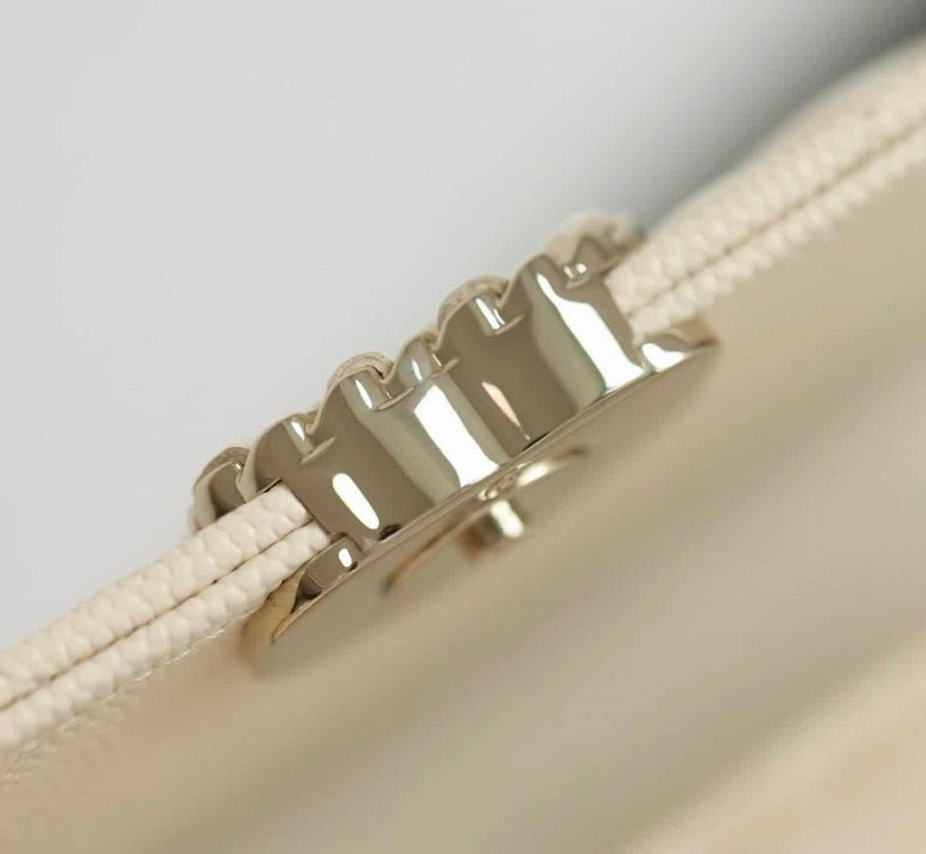 Anum Bags - High-Quality Designer Products for You - AFFORDABLE LUXURY BAGS - 17902