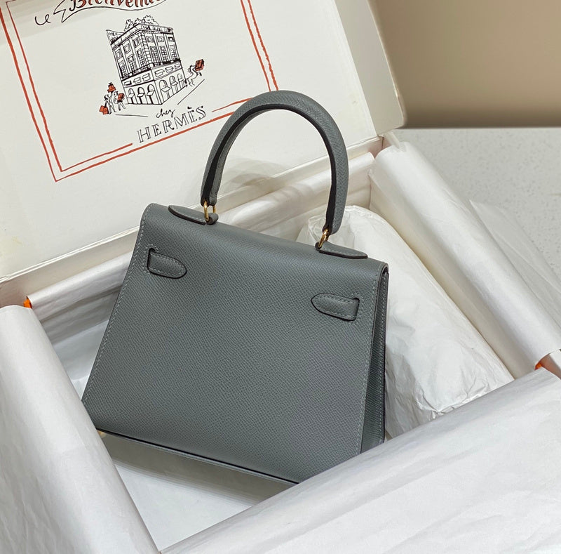 new-luxury-designer-bags-nm23784