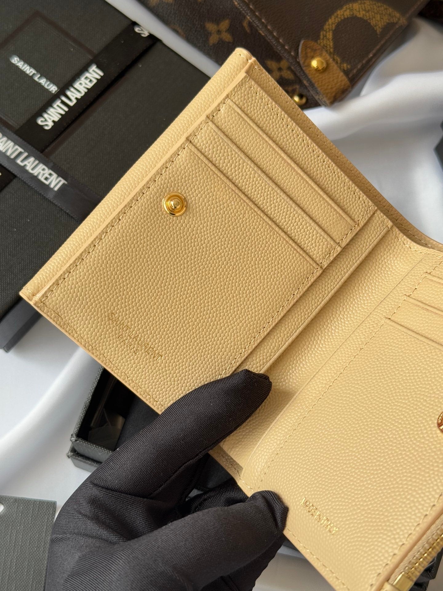 Ezyycart Bags - Best High-End Brands in One Place - AFFORDABLE LUXURY BAGS - 15412