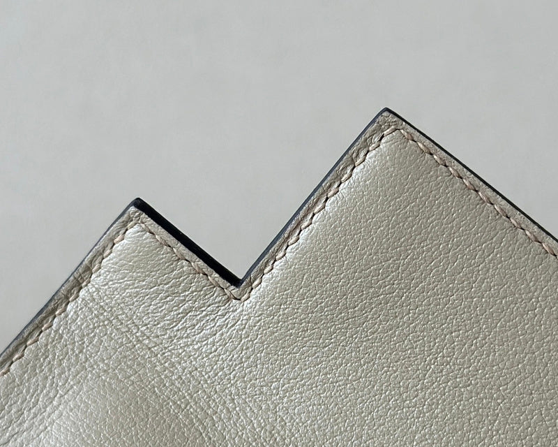 new-luxury-designer-bags-nm23922