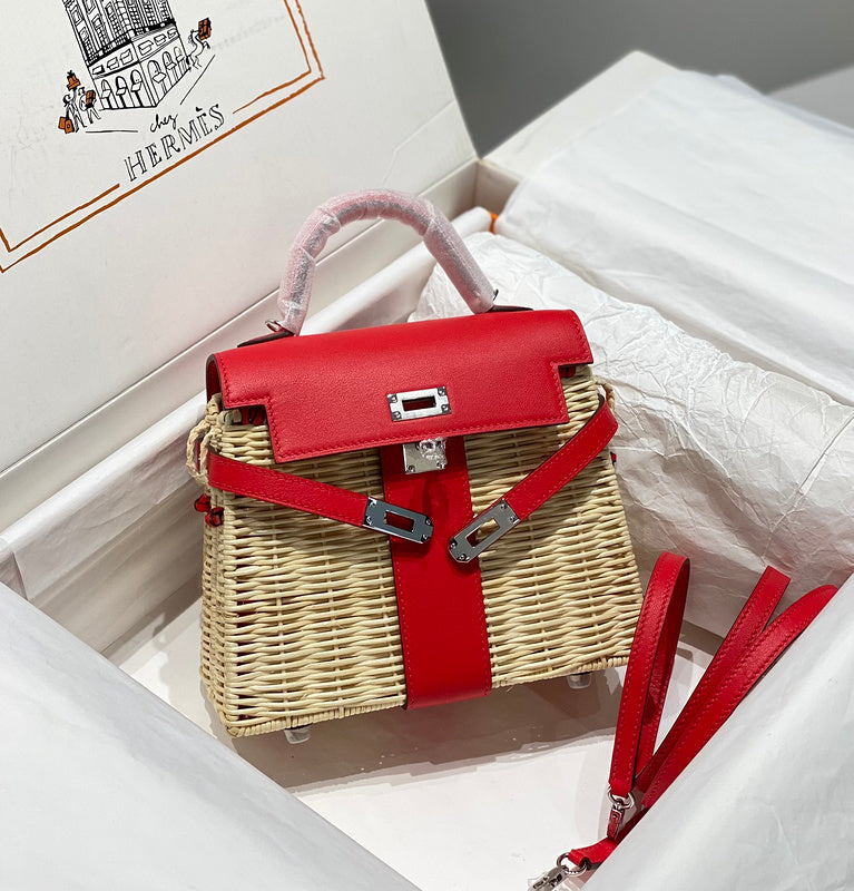 new-luxury-designer-bags-nm23493