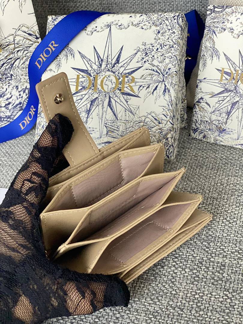 Anum Bags - DESIGNER BAGS FOR WOMEN - AFFORDABLE LUXURY BAGS - 19019