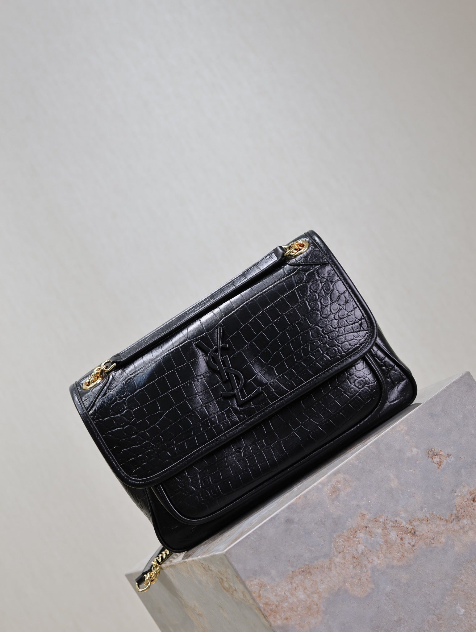 Ezyycart Bags - DESIGNER BAGS FOR WOMEN - AFFORDABLE LUXURY BAGS - 6000
