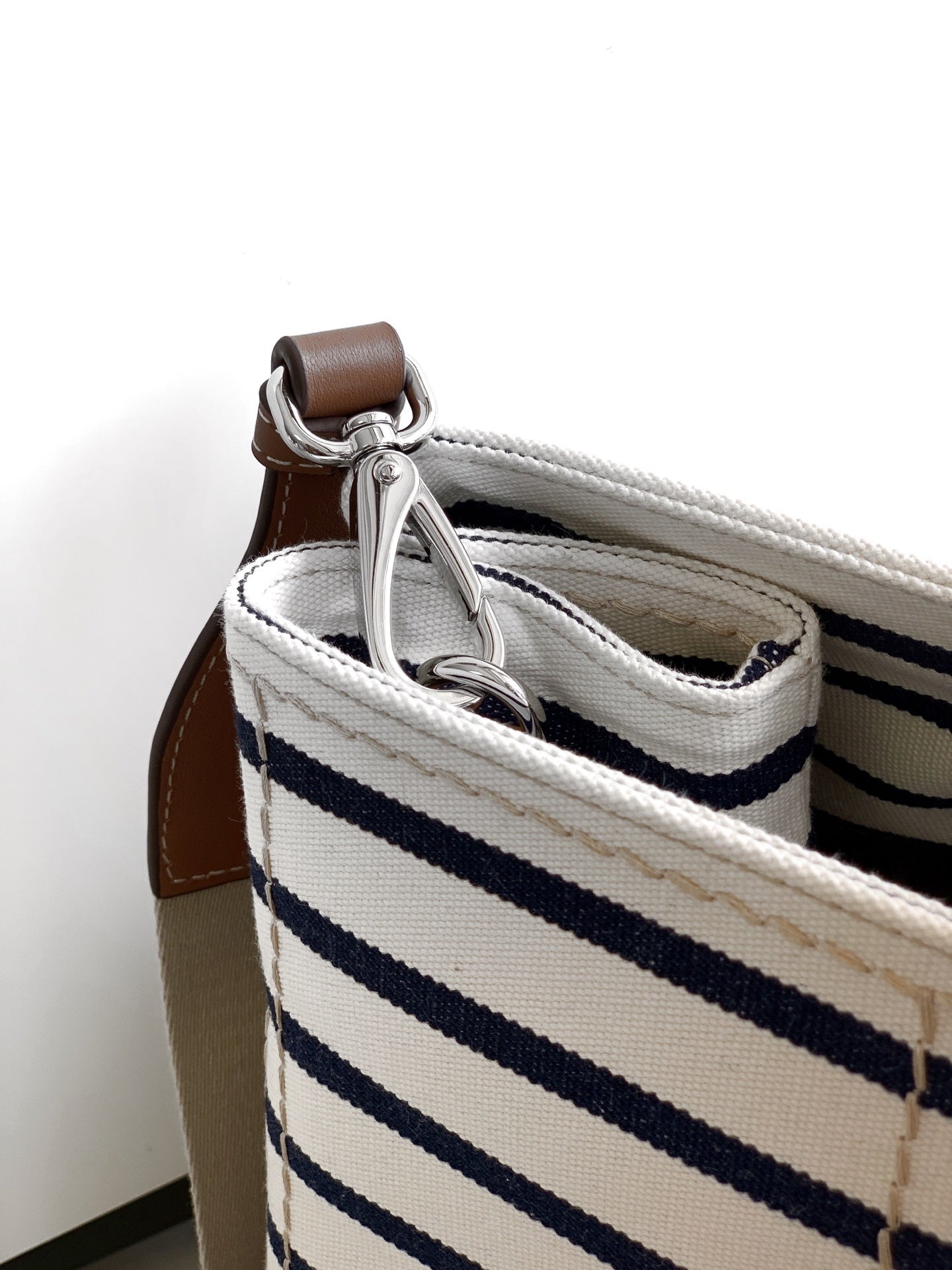 Ezyycart Bags - DESIGNER BAGS FOR WOMEN - AFFORDABLE LUXURY BAGS - 14335