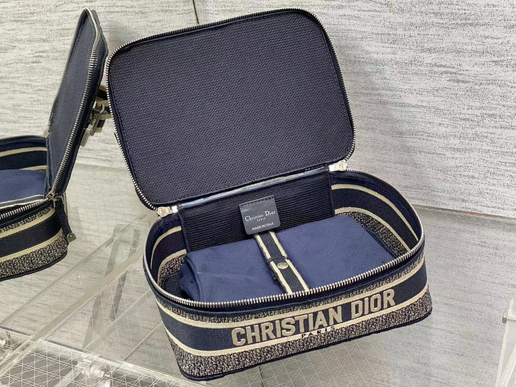 Anum Bags - DESIGNER BAGS FOR WOMEN - AFFORDABLE LUXURY BAGS - 18919
