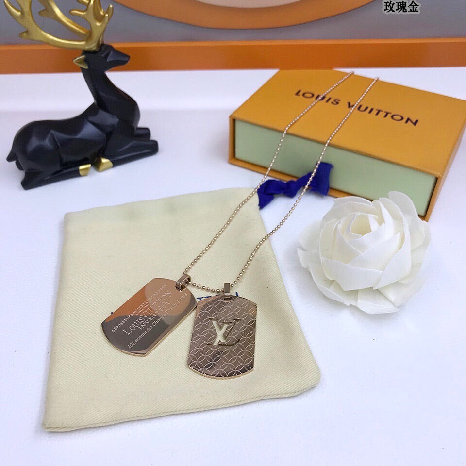 Anum Bags Necklace LUV022