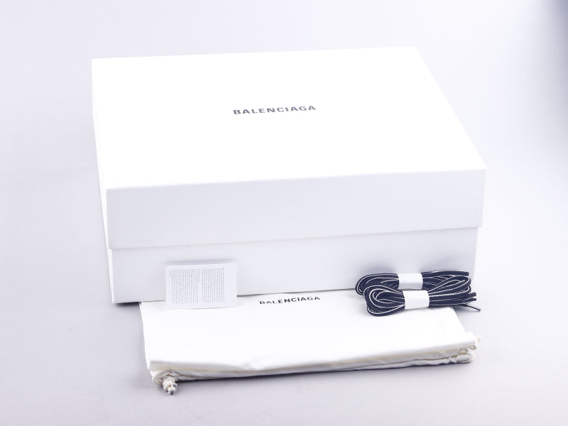 Ezyycart Bags Bla Track Three Generations Sneaker