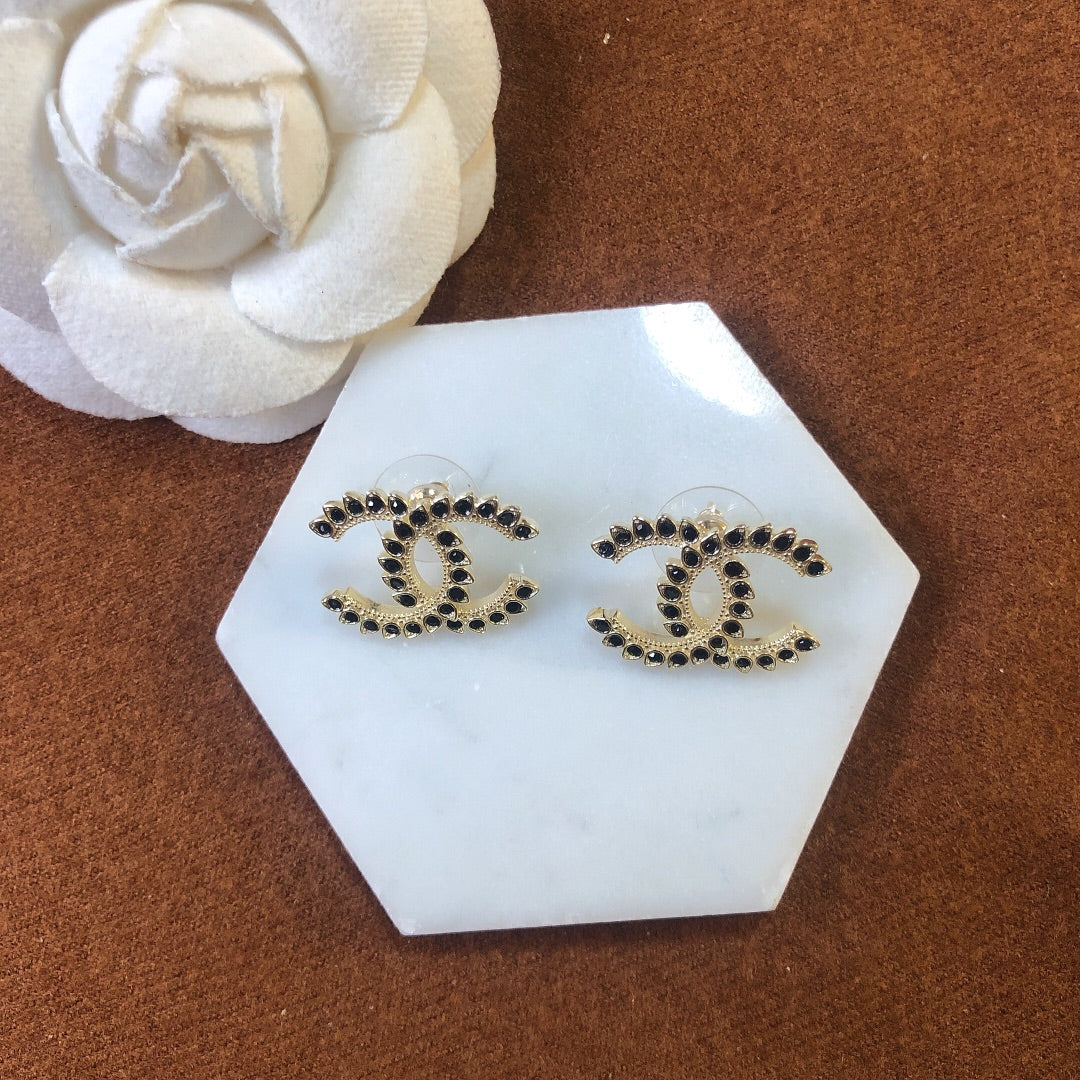 Anum Bags Earring CHL 076