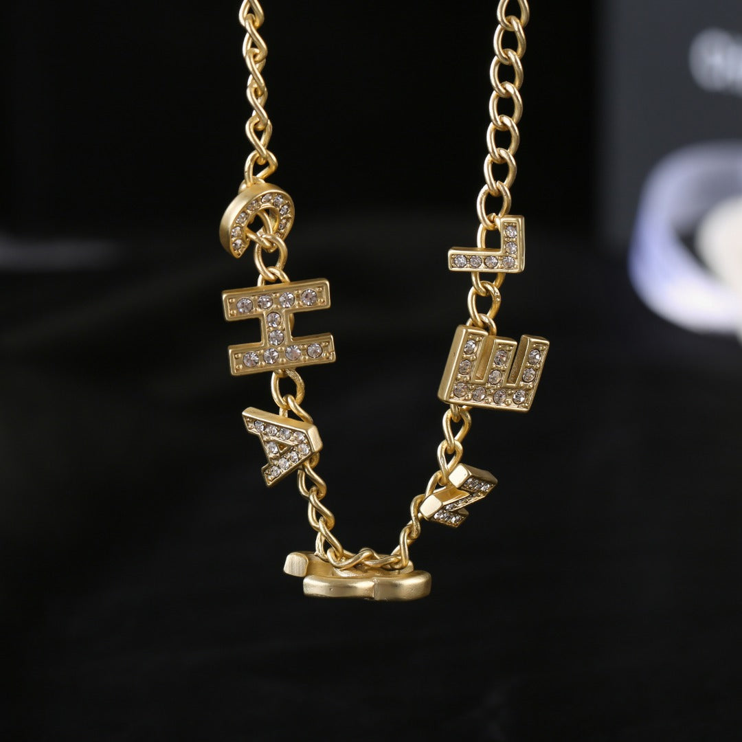 Anum Bags MO -Necklace CHL011