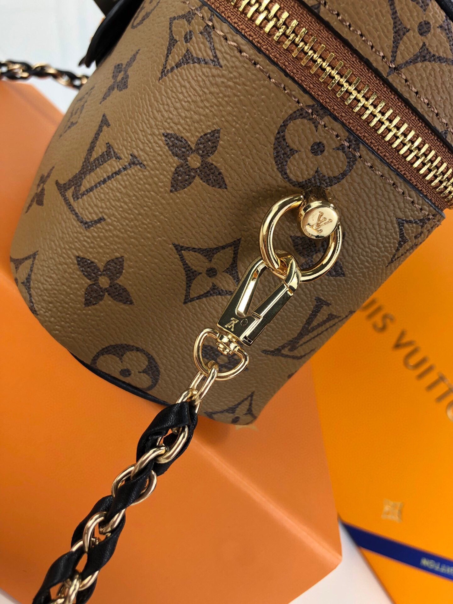 Anum Bags Bags LUV 026