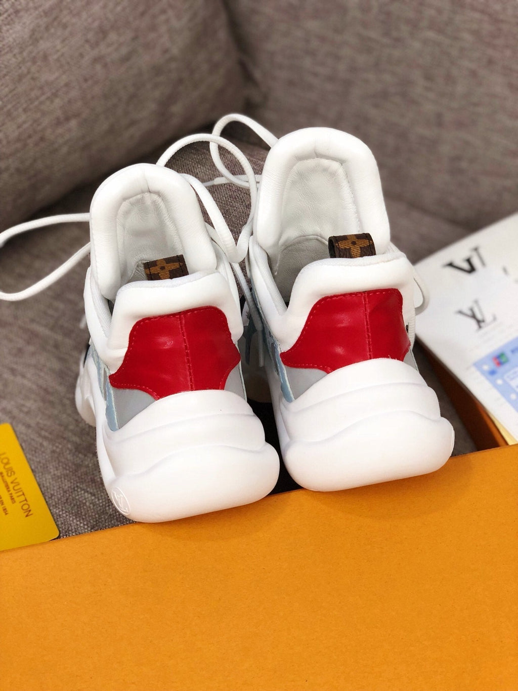 Anum Bags LUV Archlight White Black Sneaker