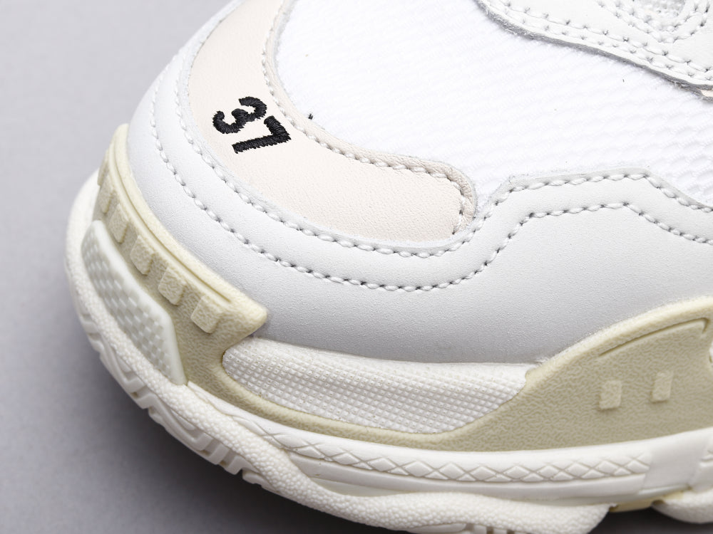 Ezyycart Bags Bla Triple S Pure White Sneaker