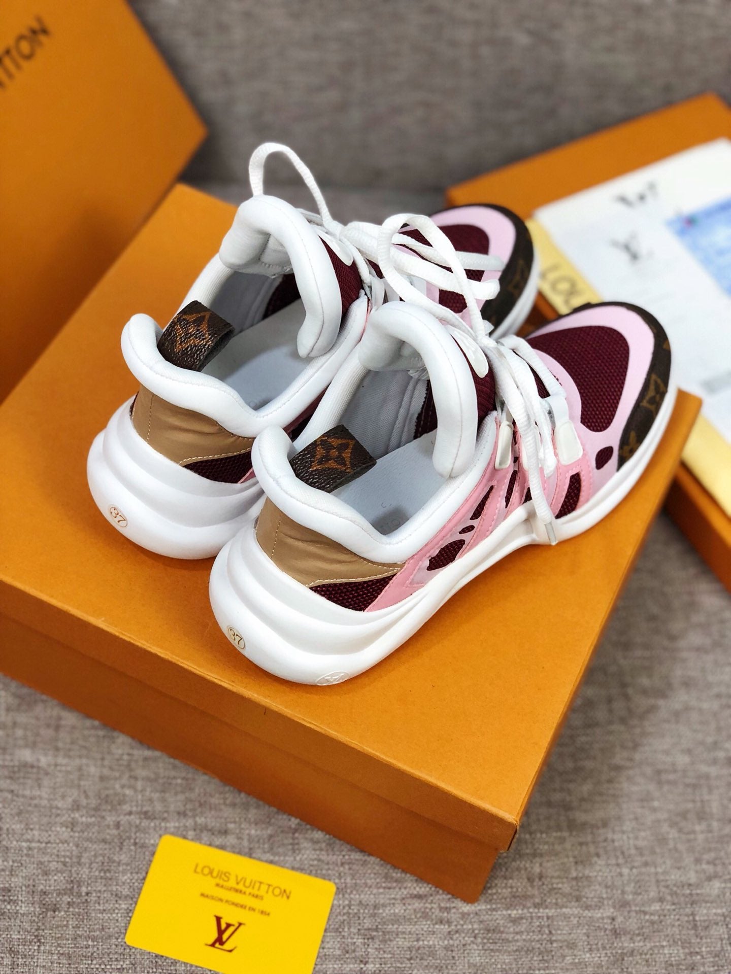 Anum Bags LUV Archlight Pink Brown Sneaker