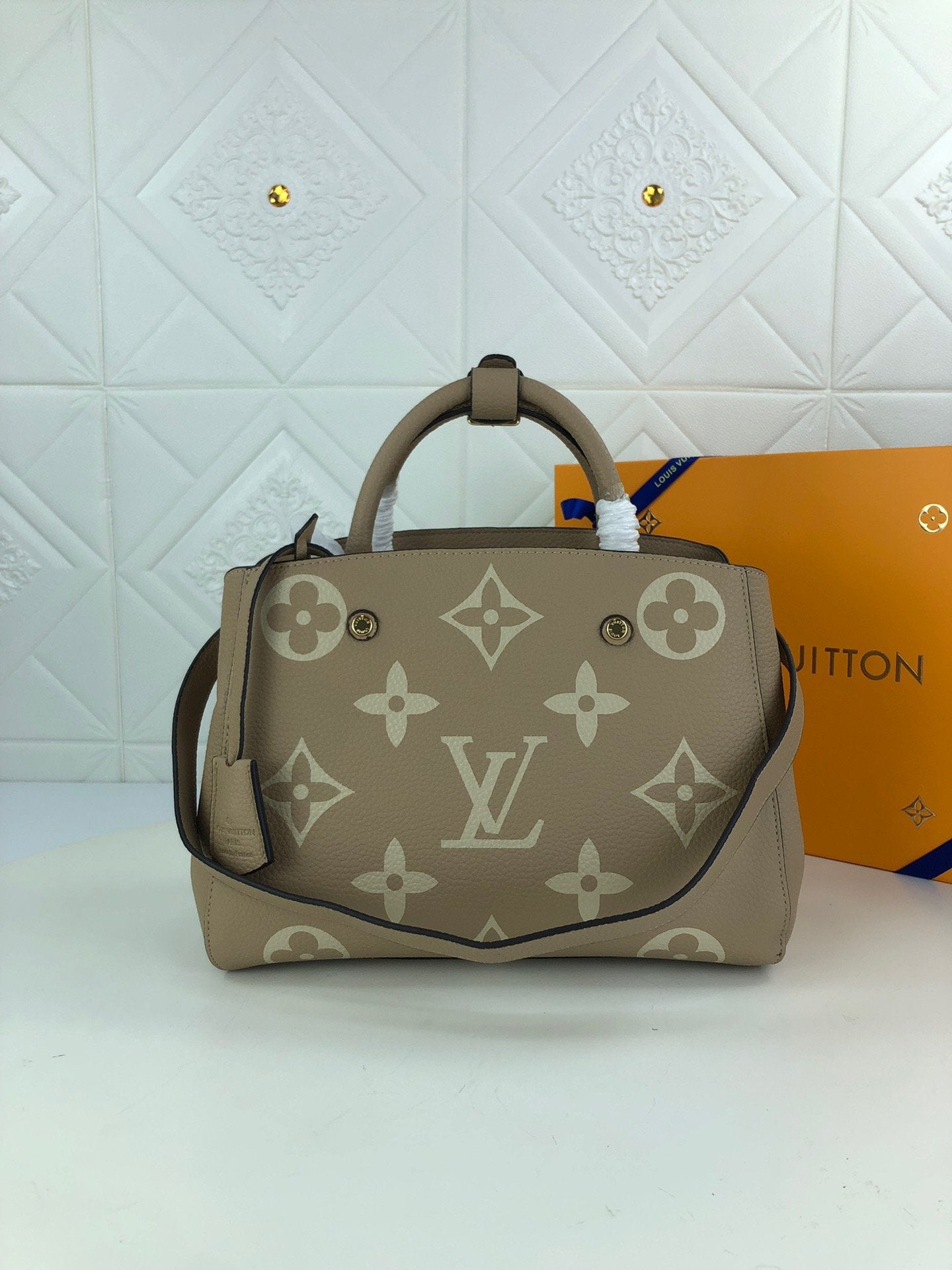 Anum Bags Bags LUV 035