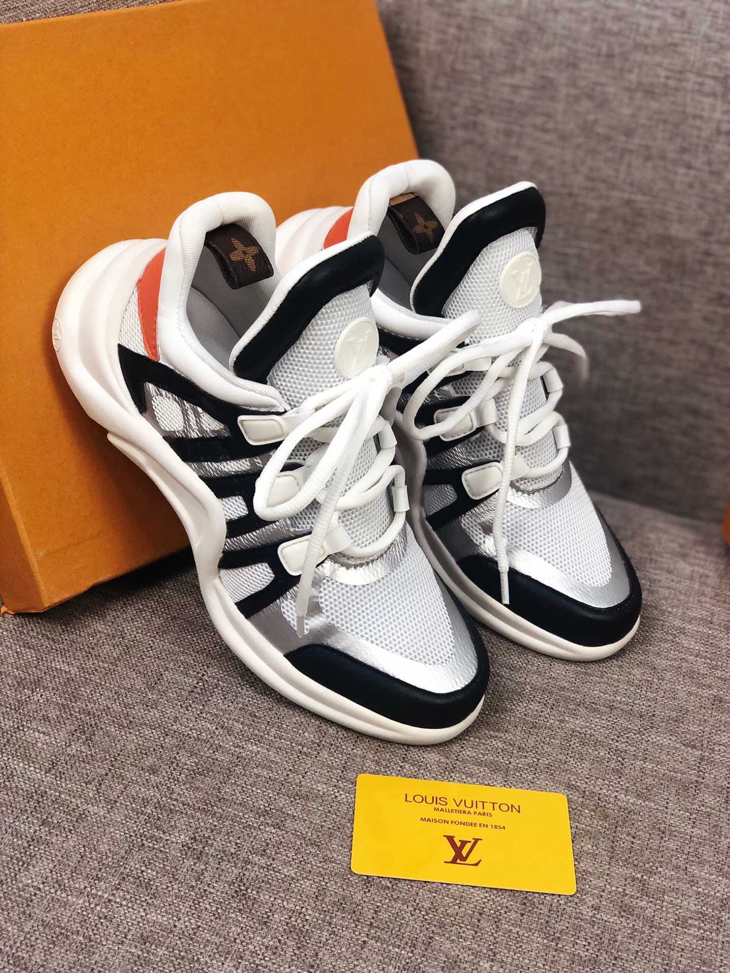 Anum Bags LUV Archlight White Black Orange Sneaker