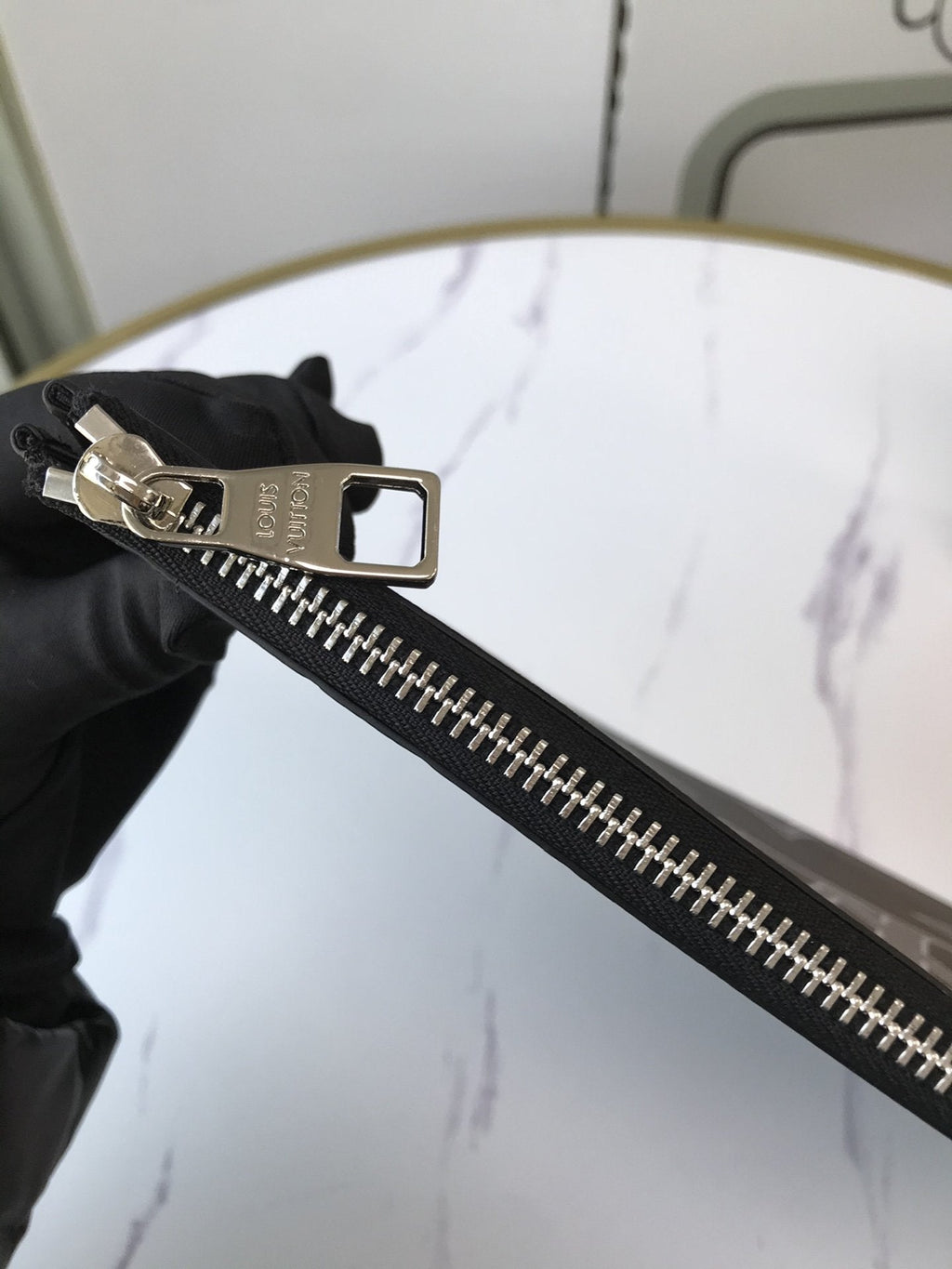 Ezyycart Bags Wallet LUV 055