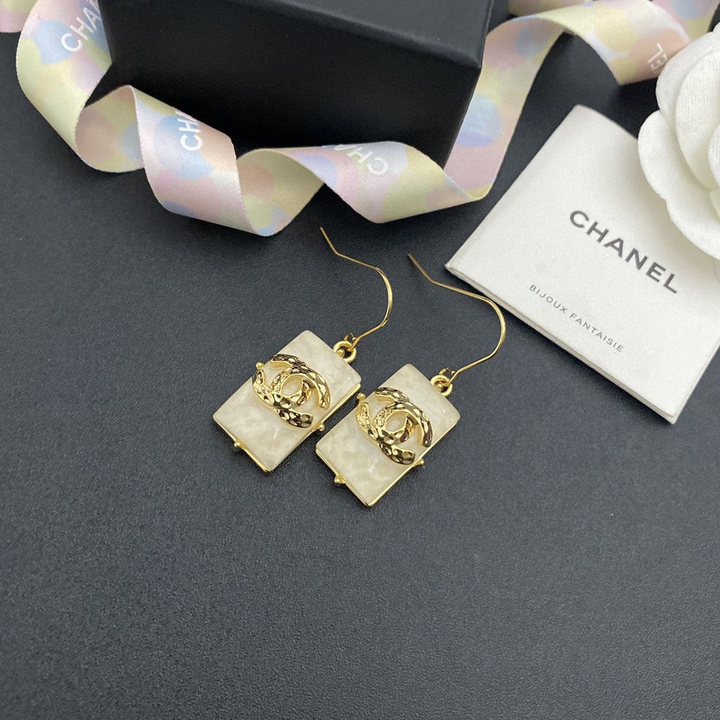 Anum Bags Earring CHL 026