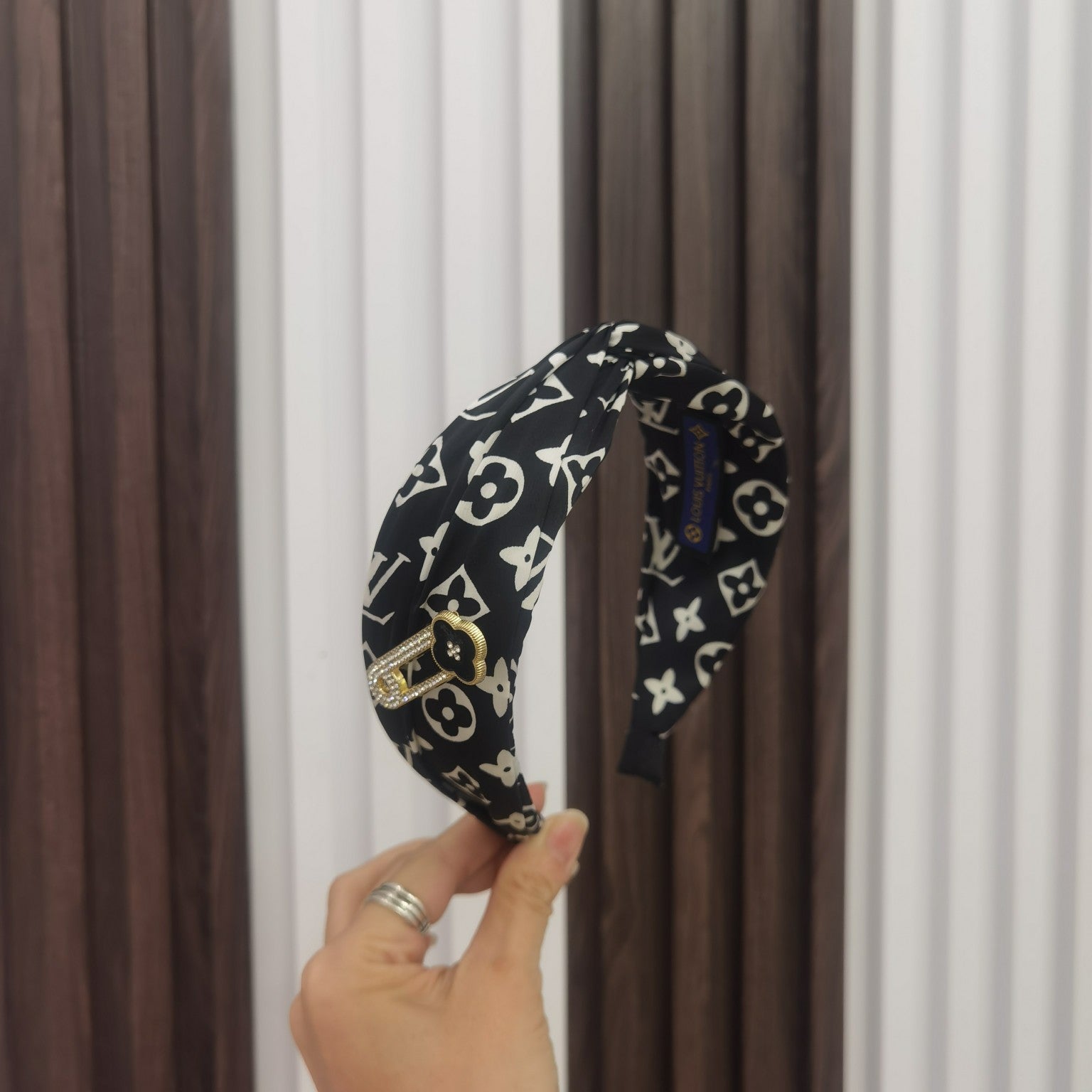 Anum Bags New Hair Band LUV 034