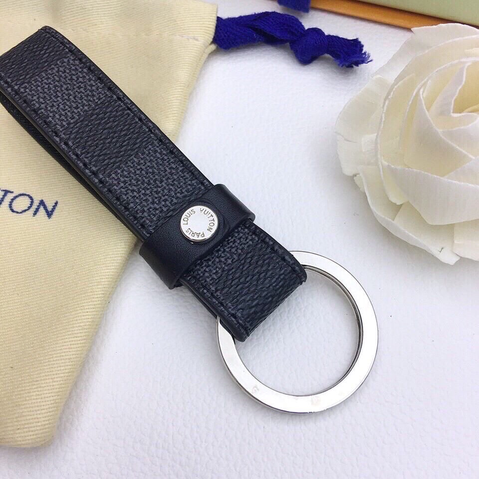 Anum Bags Keychains LUV 003