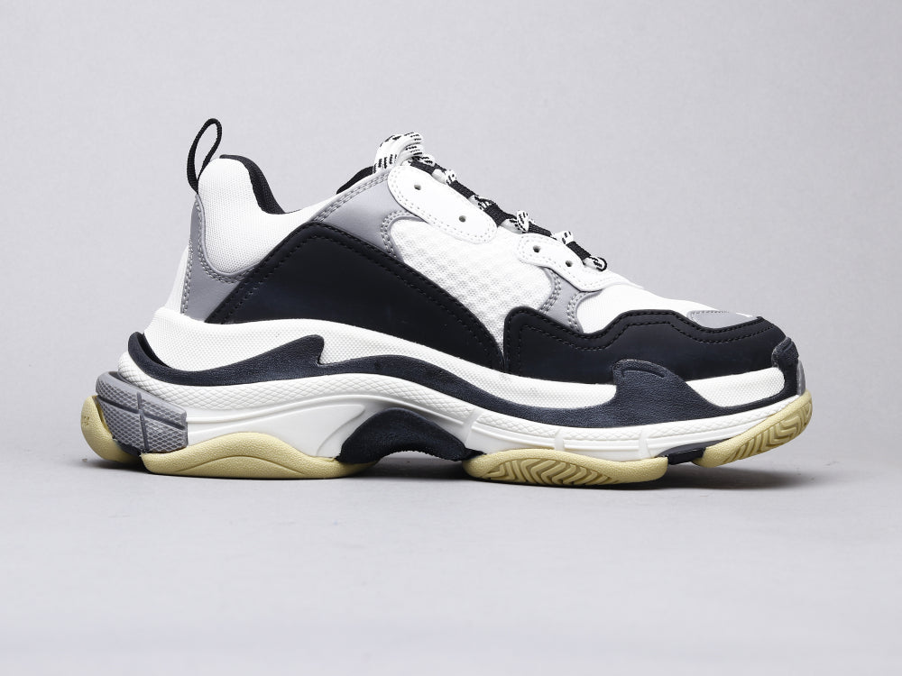 Ezyycart Bags Bla Triple-S Black And White Sneaker