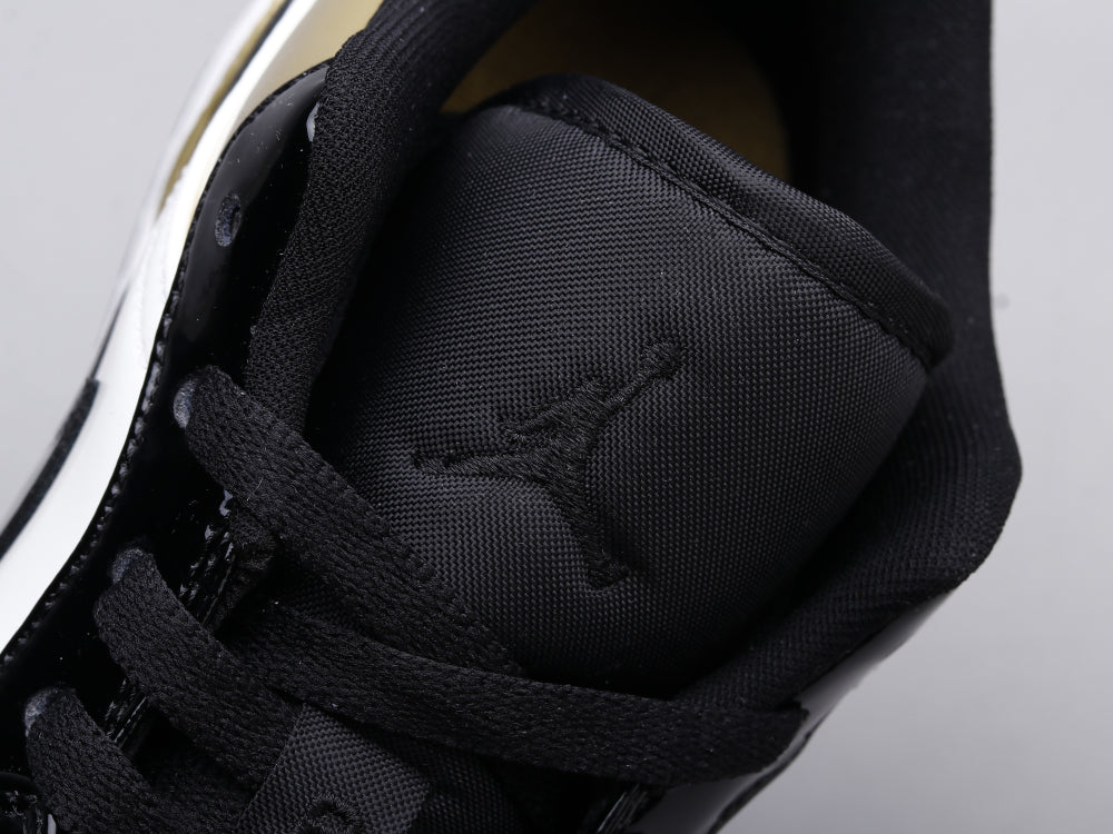 Ezyycart Bags AJ1 black gold