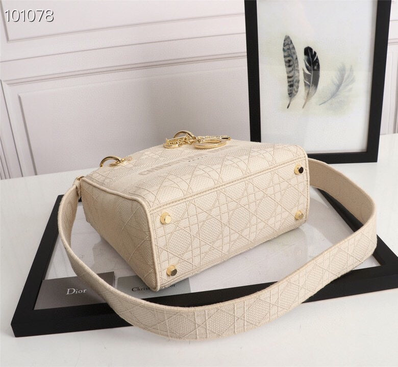 Anum Bags MV - Dir Bags - 086
