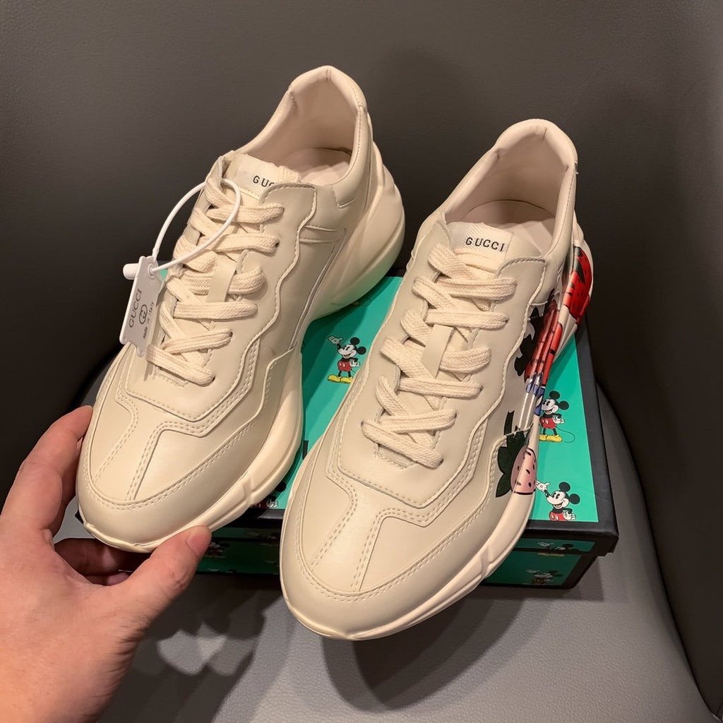Ezyycart Bags MO-GCI RHYTON VINTAGE TRAINER STRAWWBERRY WHITE SNEAKER 141